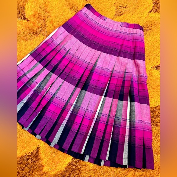 Vintage Dresses & Skirts - 70s/80s Highland Queen Reversible Purple Wool Pleated Drop Waist Skirt